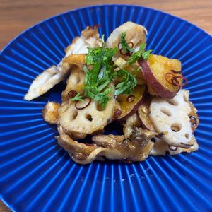 こむぎの作ってみた!投稿(【さつまいも・れんこん・舞茸のデリ風お惣菜】冷めても美味しい)
