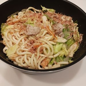 sakiの作ってみた!投稿(だし醤油焼きうどん)