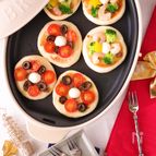 アンチョビソースで作る♪2種のミニリースピザ