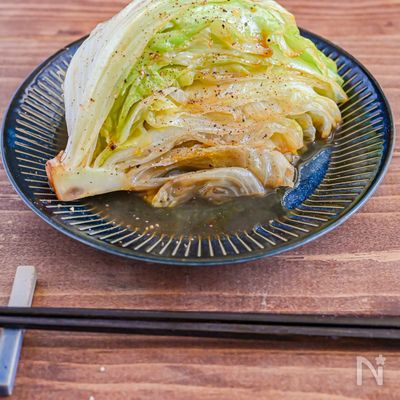 メイン食材レタスだけ！レタスのバターめんつゆ焼き