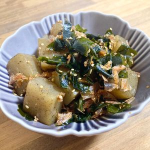 ゆかりの作ってみた!投稿(腸活にも◎【こんにゃくとわかめのピリ辛ごま炒め】あと一品に♪)
