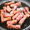 たっぷりレタスと焦がしベーコンの和風黒胡椒炒め😋の工程2