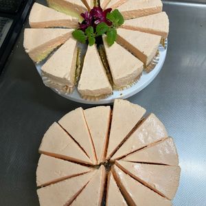 そら・ゆずの作ってみた!投稿(ケーキ屋さんみたいな、
可愛い苺のチーズムースケーキ)