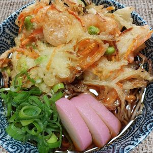 よっこの作ってみた!投稿(【かき揚げそば】年越しに♡海老と野菜のかき揚げ♬)
