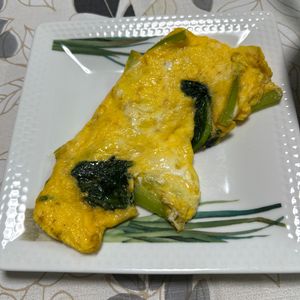 873066の作ってみた!投稿(チーズオムレツ小松菜入り（わが家の薬膳）)