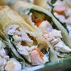 食感パリパリ「海老と鶏ささ身肉の揚げ春巻き」の工程6