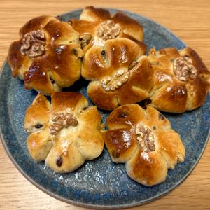 taropoの作ってみた!投稿(止まらぬ美味しさ♡くるみパン)