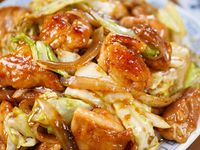 行列の定食屋さんの🍚ぶっ濃い鶏トンテキ野菜炒め定食🤩