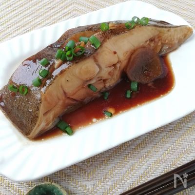 甘辛しっかり味でご飯がすすむ☆カレイの煮付け