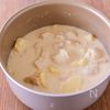 【鶏むねとじゃがいものクリーム煮】簡単！とろみ付け要らず♪の工程3