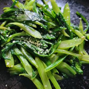 1バーバミーの作ってみた!投稿(春菊好きさんに捧ぐ♪「春菊だけの絶品パスタ」)