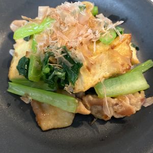 (・∀・)コロンの作ってみた!投稿(さっと出来る♪豚バラと厚揚げと小松菜の生姜醤油炒め)