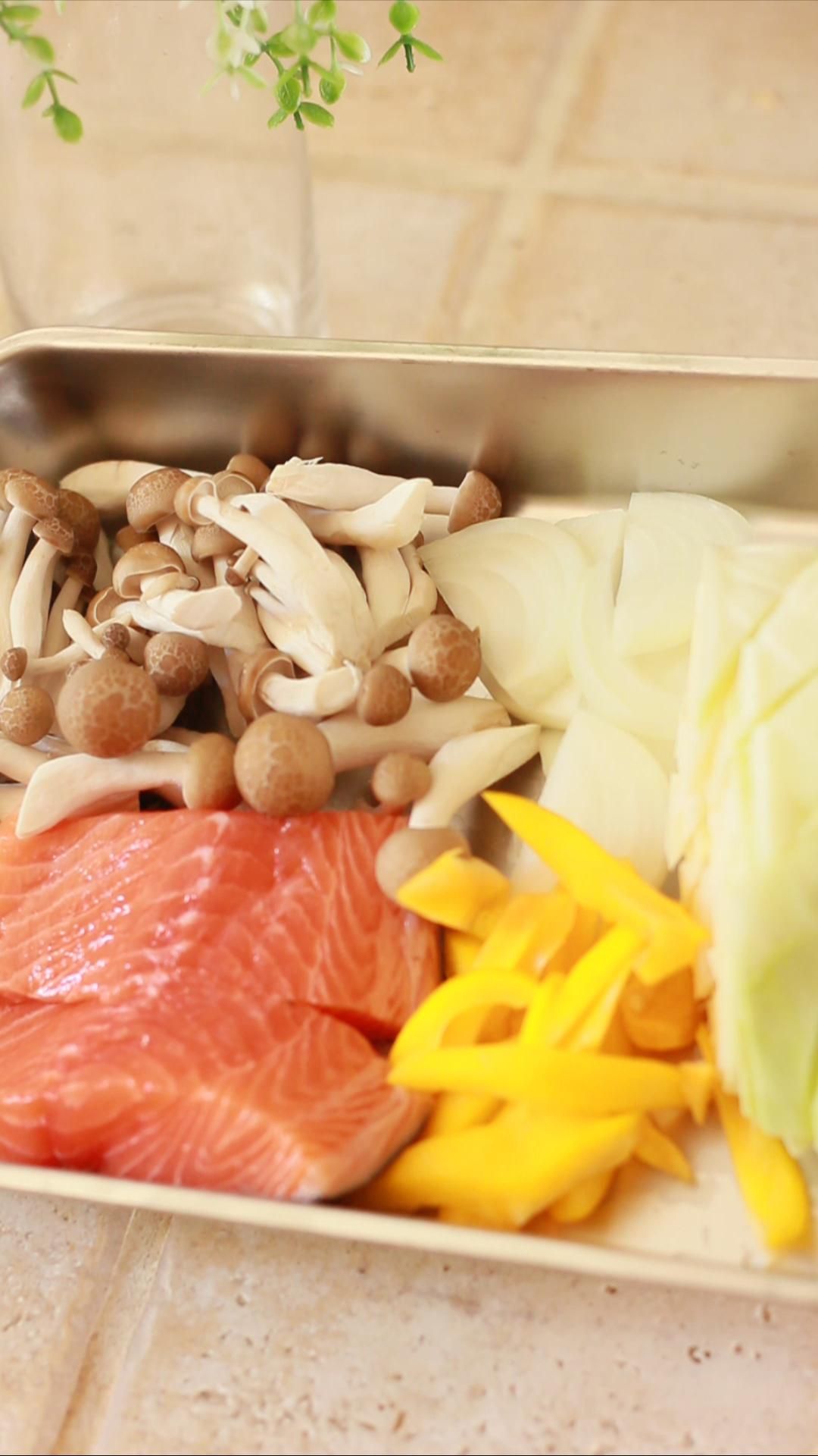 野菜たっぷり！【鮭のちゃんちゃん焼き】 | レシピサイトNadia