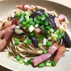Nao★彡の作ってみた!投稿(とろとろ茄子とベーコンのバター醤油パスタ)
