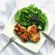 外はパリパリ！中はしっとりジューシー！みんな大好きチキンステーキ