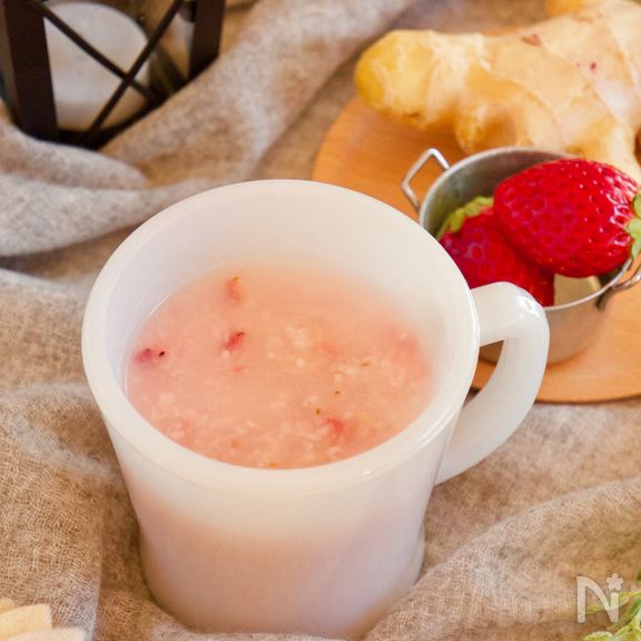 いちごジンジャー甘酒