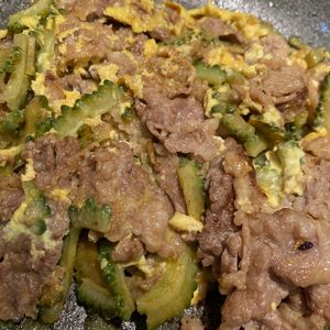 bo-zu3の作ってみた!投稿(牛肉とゴーヤのカレーマヨネーズ炒め)