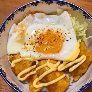 みわの作ってみた!投稿(【カレーマヨチキン丼】鶏むね肉で絶品節約ごはん♡)