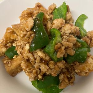ミントミントの作ってみた!投稿(【ちぎりピーマンと厚揚げそぼろ】包丁不要ですぐできる♡)