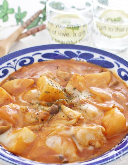 トローリチーズの鶏肉のデミグラスソース煮