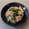 𝔂𝓾𝓶𝓲🍓の作ってみた!投稿(【豚バラとニラの塩焼きうどん】食欲爆発！スタミナ満点！)