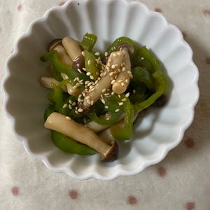 万福の作ってみた!投稿(レンジで5分！【きのことピーマンのオイスターソース和え】)
