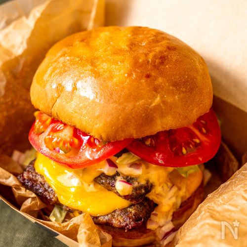 冷凍保存期間が伸びる薄塩ひき肉シートでダブルチーズバーガー