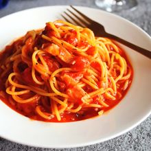 《超おすすめ♡絶品！にんにく香るトマトパスタ》ワンパンで完成