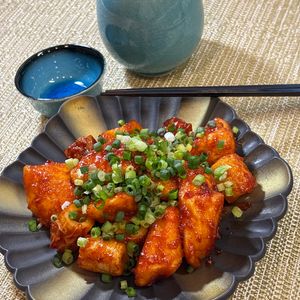 楽ラク手抜キッチン🐶🐾の作ってみた!投稿(ちくわと鶏むね肉のヤンニョムチキン)
