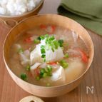 【体リセット】カニカマと崩し豆腐のみぞれ味噌汁｜優しい甘み♪