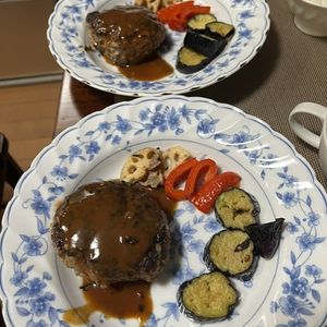Hikeyの作ってみた!投稿(【デミグラスハンバーグ】大切な人に作りたい♪)