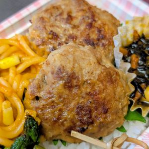 まゆのの作ってみた!投稿(10分で栄養満点！【切り干し大根つくね】)
