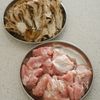 鶏とまいたけの米粉から揚げの工程1