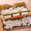 【サーモンクリチ巻き】簡単!サーモンクリチで恵方巻き♡の工程3