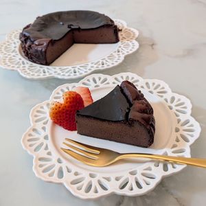 𝔂𝓾𝓶𝓲🍓の作ってみた!投稿(生クリーム不使用で800Kcalオフ！豆腐でチョコバスチー)