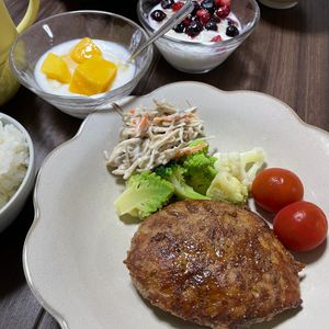 なっぴの作ってみた!投稿(【照り焼きペッパーバーグ】厚揚げで手間要らず♡ワンパン調理！)