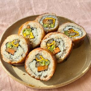 すみの作ってみた!投稿(子供も喜ぶ！肉巻き寿司)