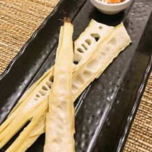 簡単!淡竹(はちく)のグリルマヨ白だし&一味添え