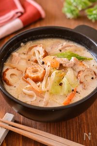 【たっぷり野菜のちゃんぽん風スープ】カット野菜ですぐできる！