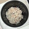 ハロウィンにおすすめ!目玉おにぎり♩明太チーズ+韓国海苔の工程1
