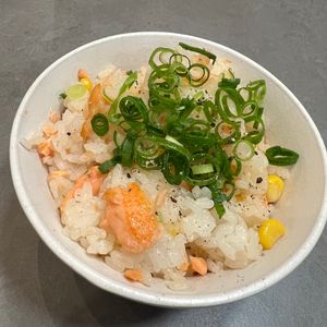 1184178の作ってみた!投稿(鮭とコーンのうま塩バターごはん)