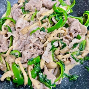 xxxetxxxの作ってみた!投稿(【豚こまときのこのオイマヨポン炒め】コクうま！ご飯がすすむ！)