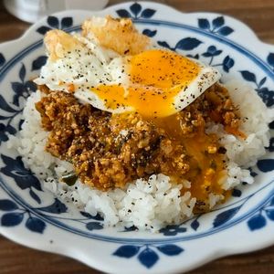 T0517Mの作ってみた!投稿(美味しく節約！子供が喜ぶ『豆腐とひき肉と野菜のキーマカレー』)