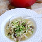 豚肉とキャベツの食べる昆布スープ鍋