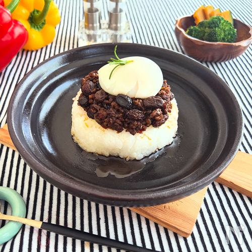 フライパン1つで簡単『レーズン入り本格スパイスキーマカレー』