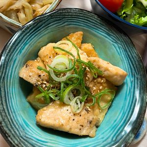 633toの作ってみた!投稿(ワンパン10分！【鶏むね肉と厚揚げの甘酢炒め】ご飯すすむ♩)