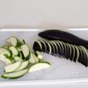 白だしで作る【豚肉と夏野菜の炒め物】の工程2