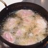 鶏もも肉とさつまいもの甘酢照り焼きの工程2