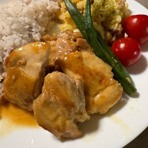 えみりんの作ってみた!投稿(お店の味みたいと褒められる♪ガリバタレモンチキンステーキ)