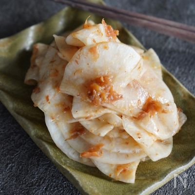 3分即完成‼︎火を使わない簡単副菜『蕪の梅おかか和え』